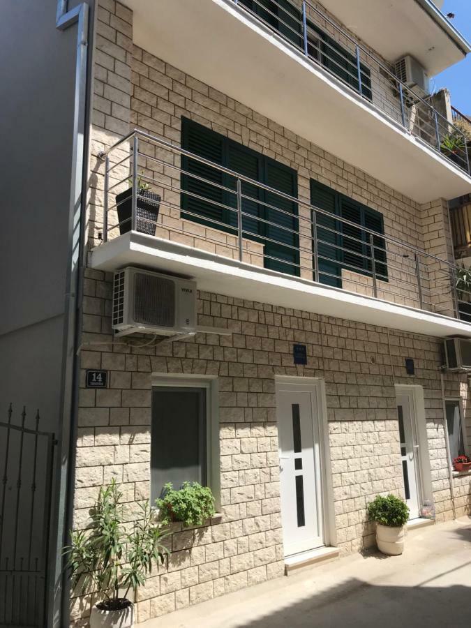 Studio Apartment Legcevic Kaštela Exterior foto
